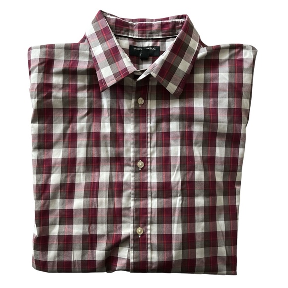 Banana Republic Other - NWOT BANANA REPUBLIC burgundy and white plaid Reggie button down long sleeve XXL